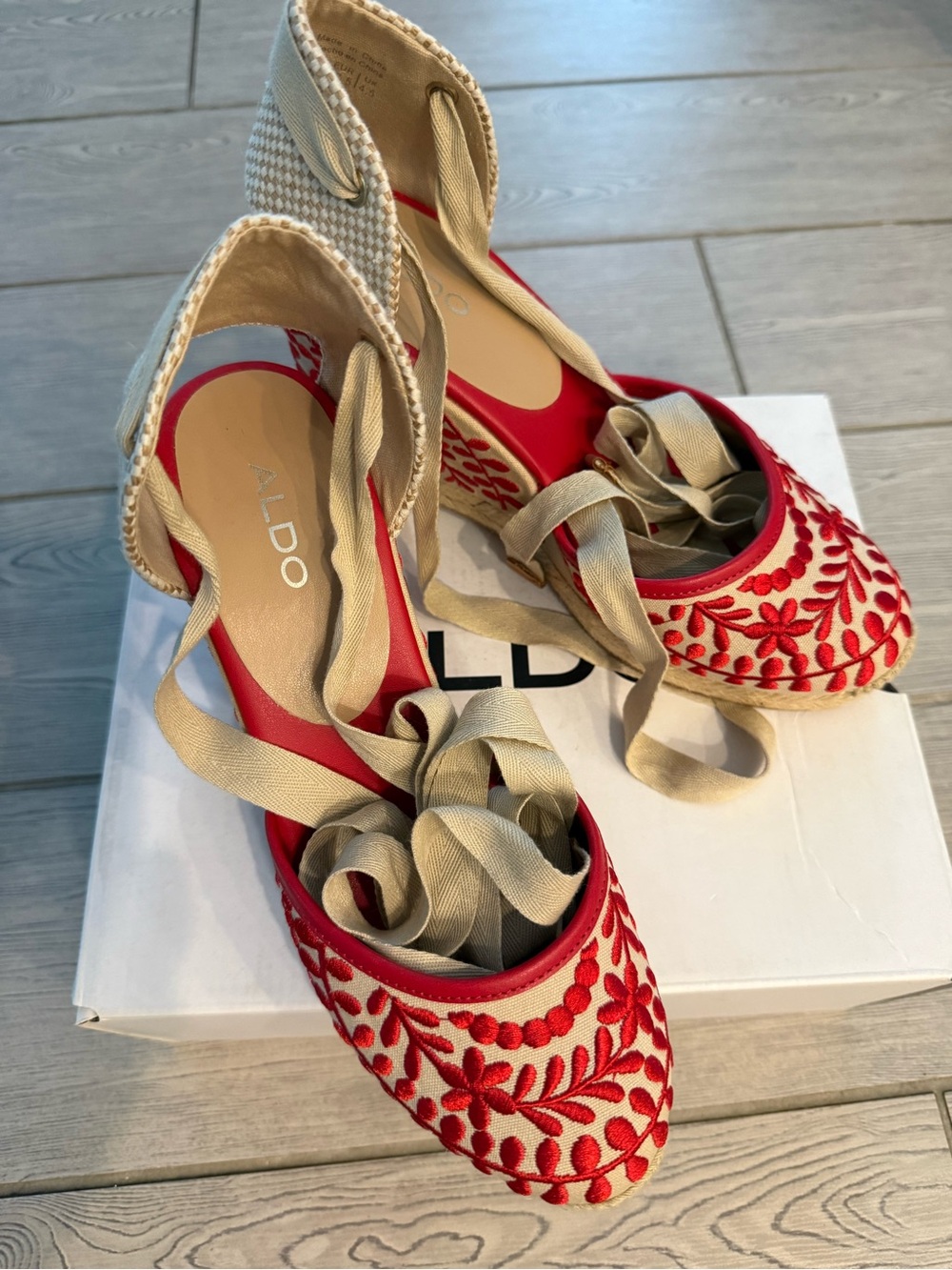 Aldo Red Embroidered Espadrille Wedge Tie-Up Heels - Picture 2 of 3